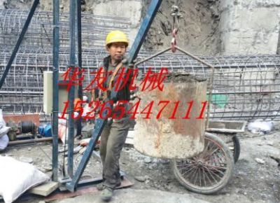 點擊查看詳細信息<br>標題：華友機械建筑 挖樁 打井用小吊機 閱讀次數(shù)：6262