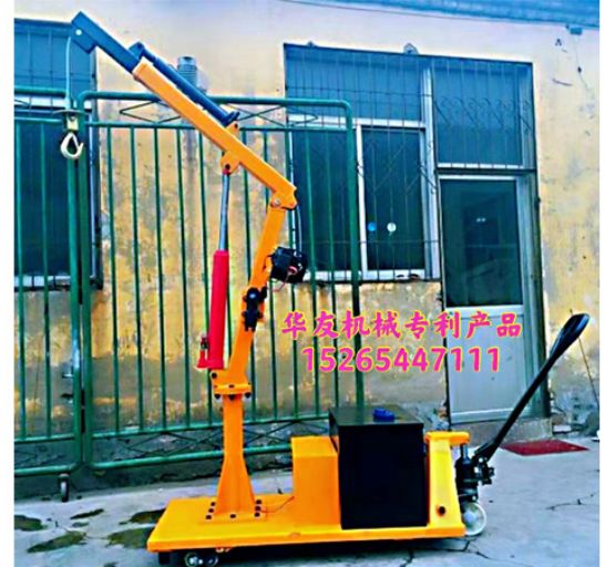 點(diǎn)擊查看詳細(xì)信息<br>標(biāo)題：裝車卸貨用小吊機(jī) 閱讀次數(shù)：1958